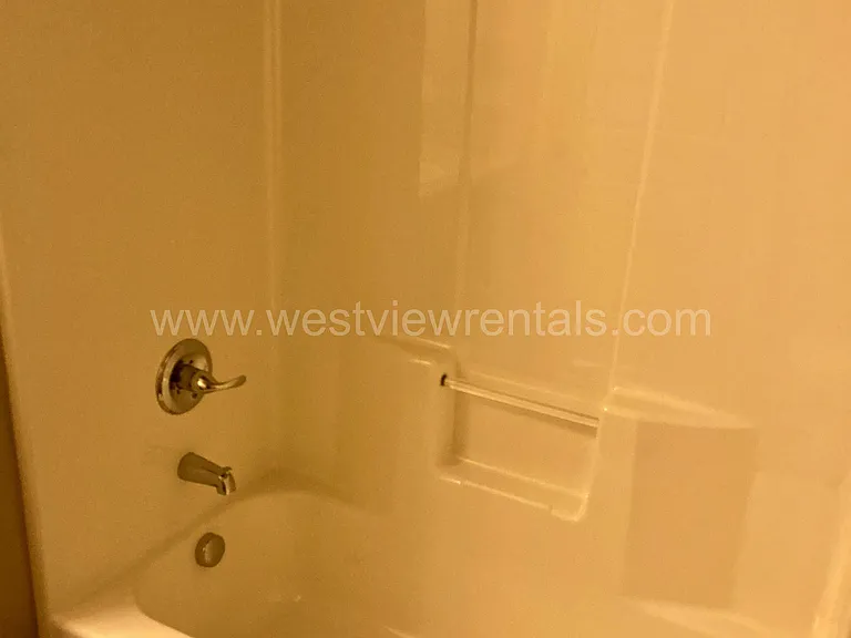 1010 Railroad Ave — Photo 80