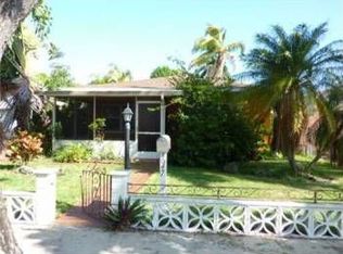 1647 Fletcher St, Hollywood, FL 33020
