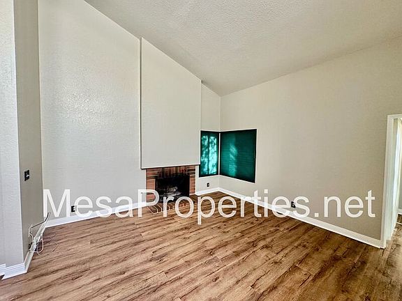 4th image of 1502 Webster Ave
