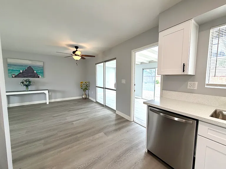 26090 Portrush Dr — Photo 14