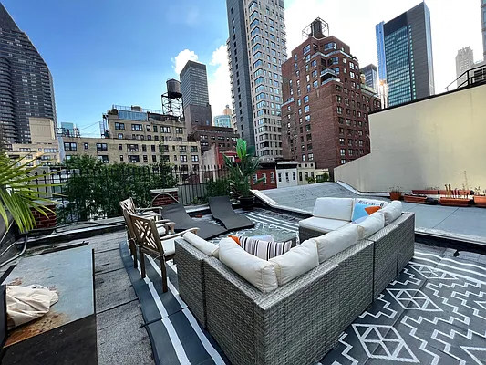 Rented by One New York Realty Inc | media 1