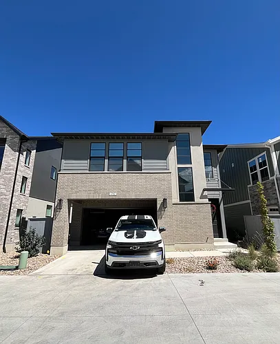 2762 N 3870 W Photo 1