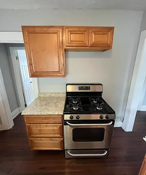1560 E Main St #2 — Photo 6