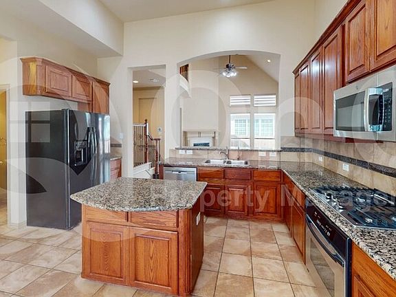 3rd image of 4421 Sandra Lynn Dr