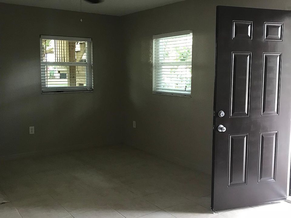 2nd image of 23072 Bayshore Rd APT 2