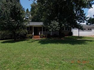 210 Briarwood Lake Dr, Salisbury, NC 28147
