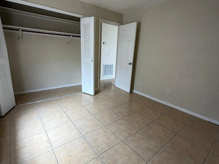 2969 S Fern Creek Ave #2969 — Photo 6