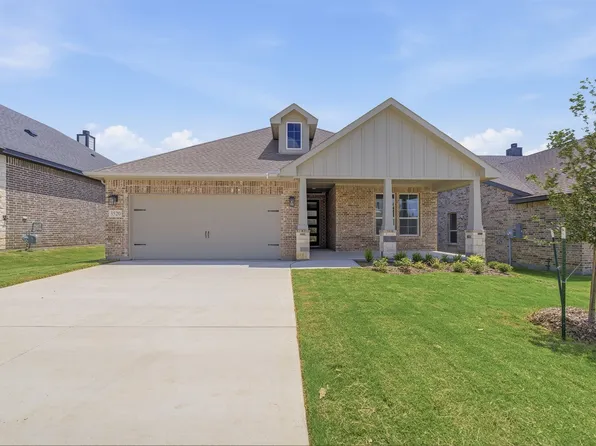 3520 Helena St, Gainesville, TX 76240