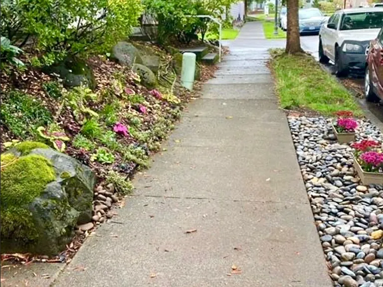 21958A NE Chinook Way — Photo 2