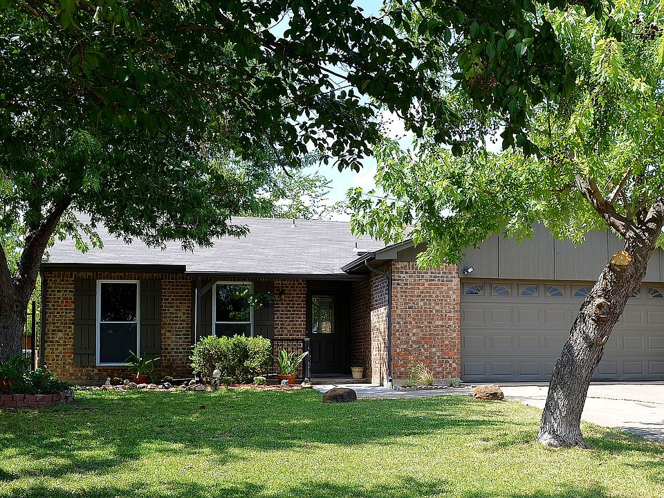 1st image of 804 Cherrywood Ct