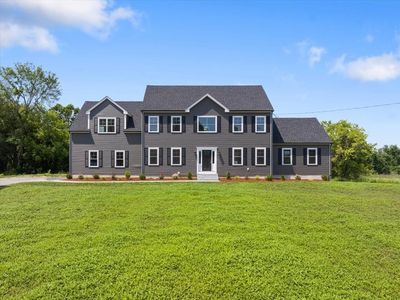 93 East St, Upton, MA, 01568