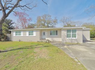 5226 Dugdale Rd, Jacksonville, FL 32210