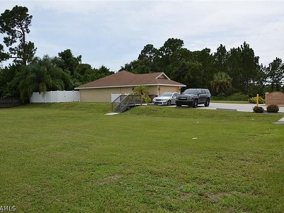 3rd image of 3611 Lee Blvd
