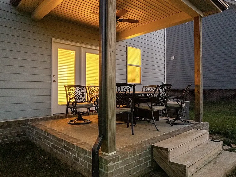 138 Millbrook Dr — Photo 15