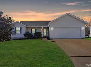 2824 Maplewood Ct, High Ridge, MO 63049