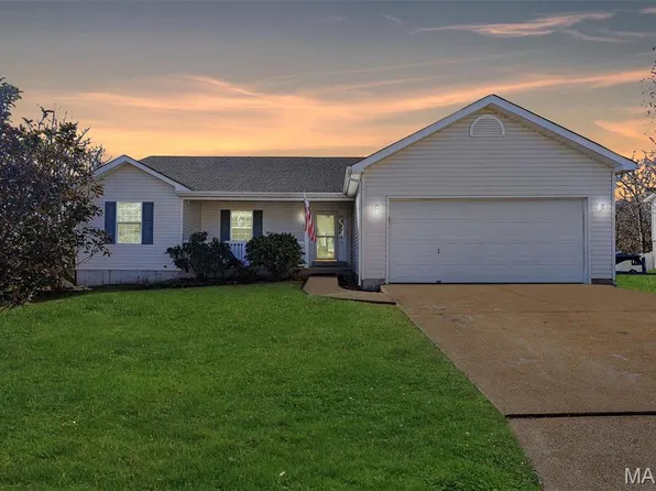 2824 Maplewood Ct, High Ridge, MO 63049