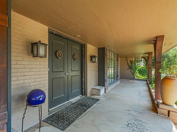 3rd image of 3041 Wilton Ln