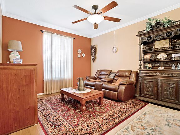 3rd image of 12227 Whistling Ct