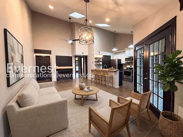 8611 Datapoint Dr #60