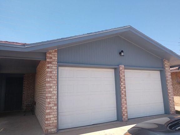 3rd image of 3581 Red Sails Dr