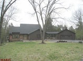 25 Dogwood Trl E, Pacific, MO 63069