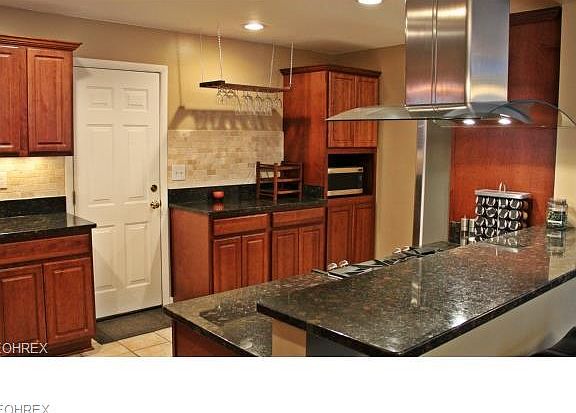 5th image of 1867 Camberly Dr