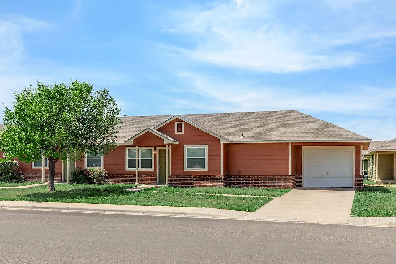 Amarillo Greentree Village — Photo 4