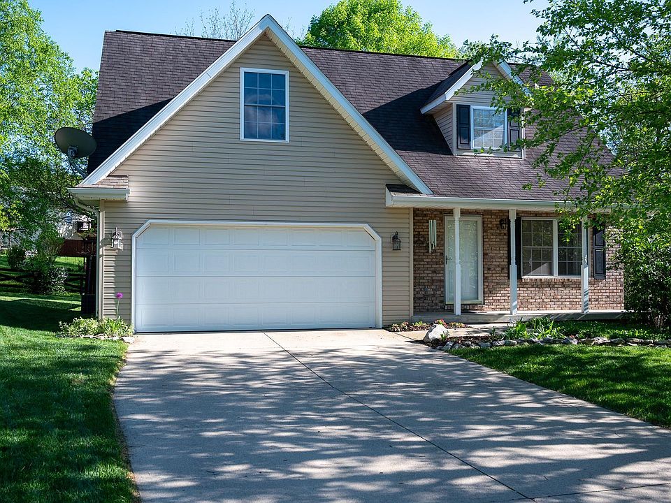 1st image of 2685 S Twin Oaks Valley