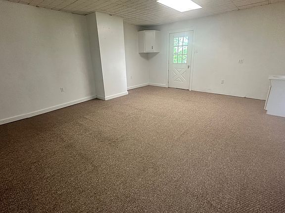 5th image of 520 Roosevelt Ave #1