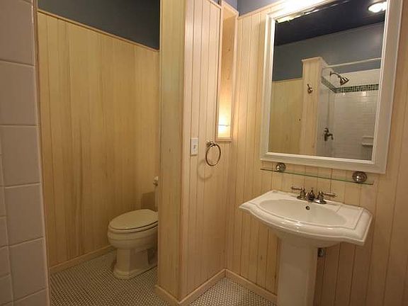 4th image of 814 S Oneida Ave #S