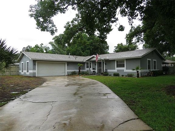 2nd image of 1101 E 1st St