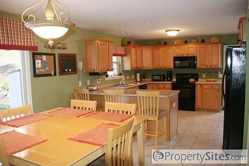 5th image of 1326 Indian Woods Trl