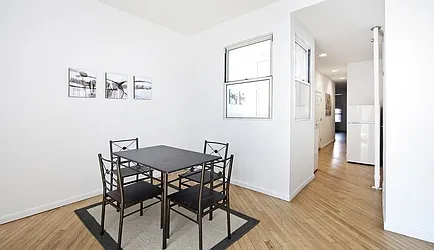 Rented by R New York