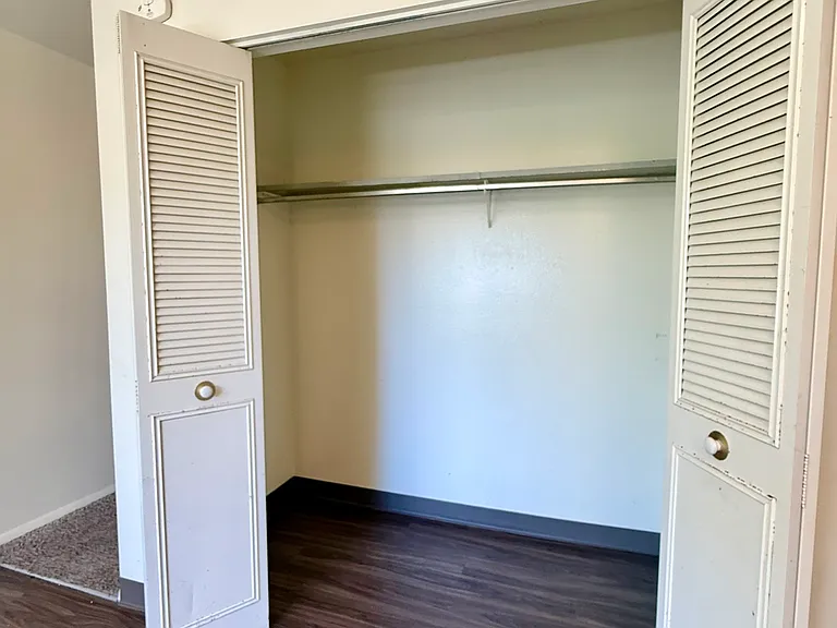 1720 Azalea Ct #7 — Photo 13