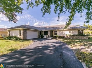 10733 NW 17th Mnr, Coral Springs, FL 33071