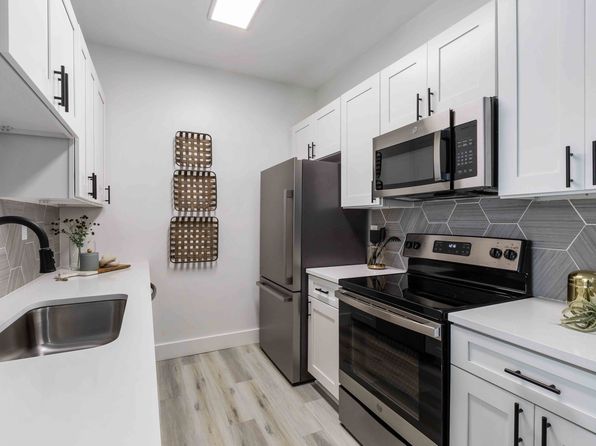 4976 Wescott Blvd #717