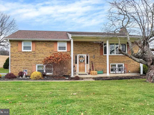 945 Witmer Rd, York, PA 17406