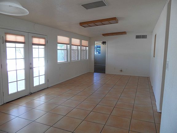 Family Room/Dining Room