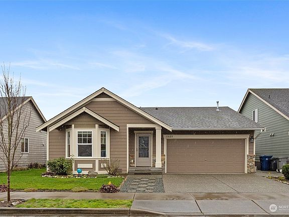 2nd image of 11629 58th Drive NE