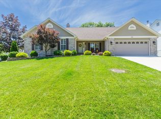 515 Crown Passage Dr, Saint Charles, MO