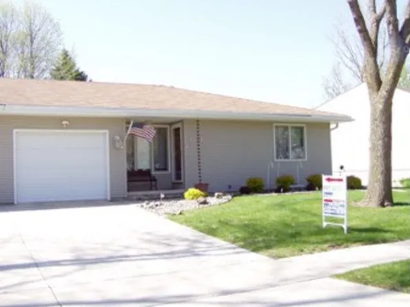 1632 Knollcrest Dr, Fort Dodge, IA 50501