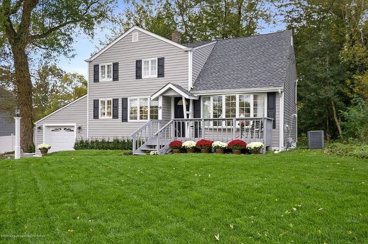 1st image of 58 Maplewood Dr