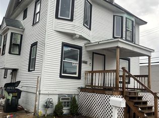9940 Charlevoix St, Detroit, MI 48214