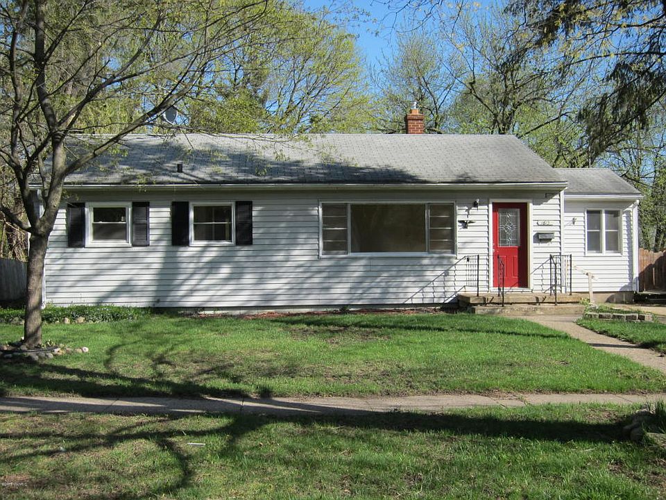 1st image of 1613 Buena Vista St