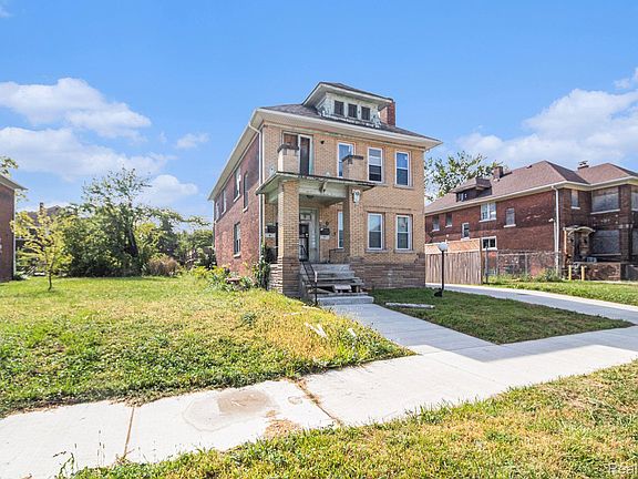 3rd image of 2269 Hazelwood St