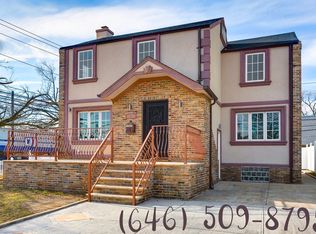 2 Opal St, Elmont, NY 11003