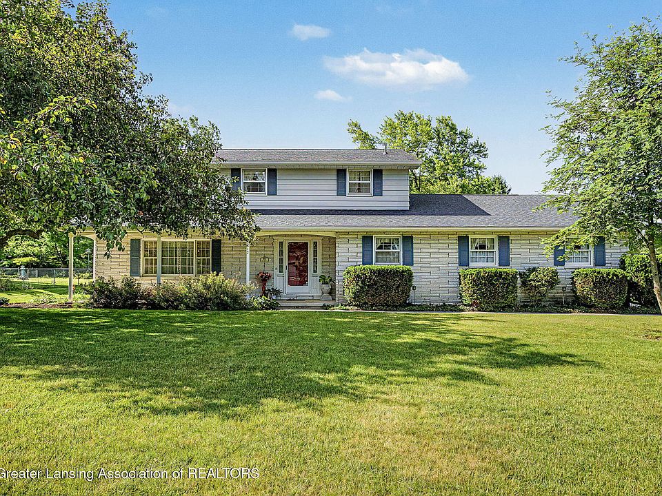 1st image of 5812 Peachtree Dr