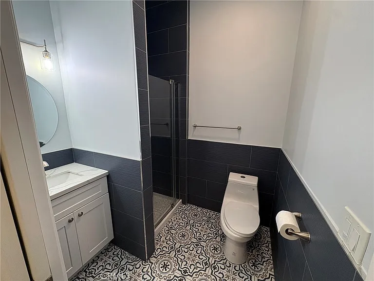 15228 S Ermanita Ave — Photo 13