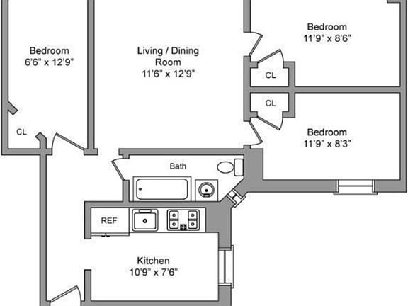 2nd image of 200 Waverly Pl APT 21