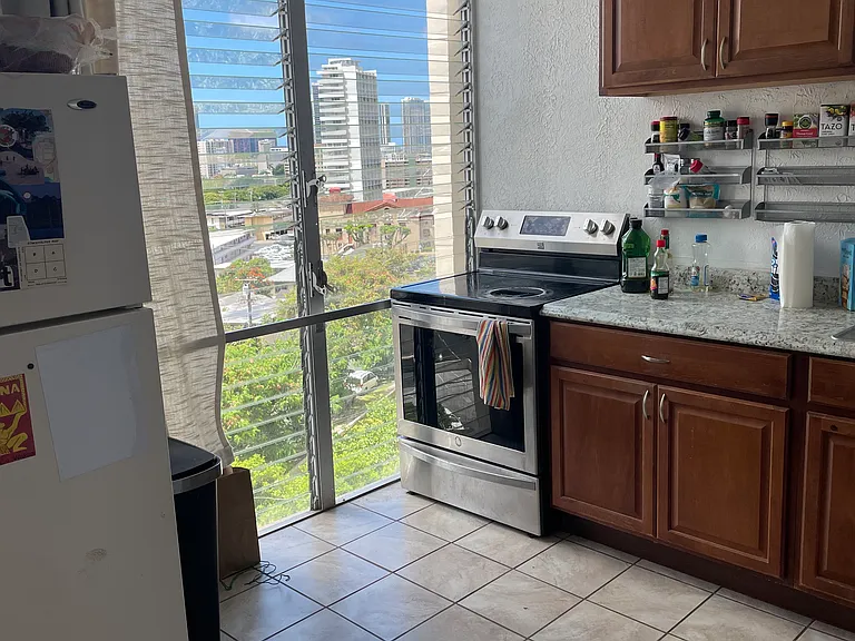 1702 Kewalo St #703 — Photo 8